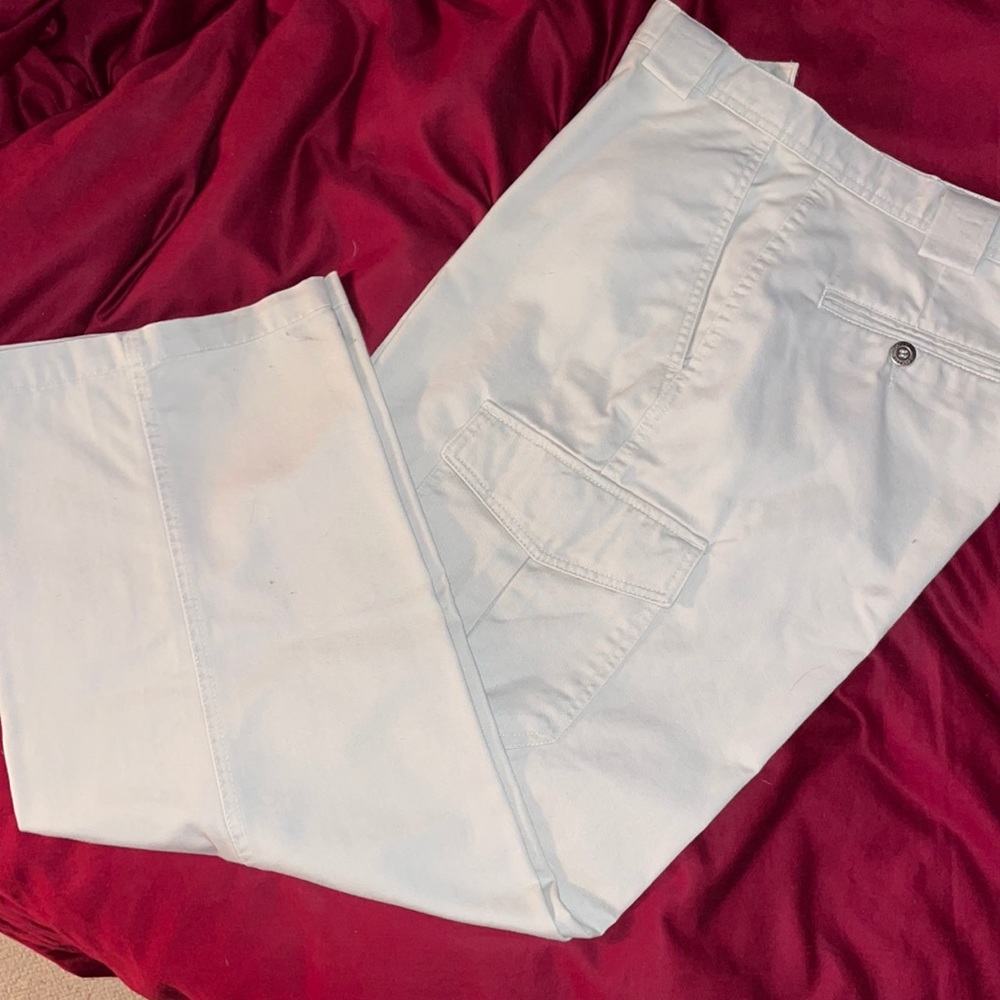 Men’s Docker Khaki pants